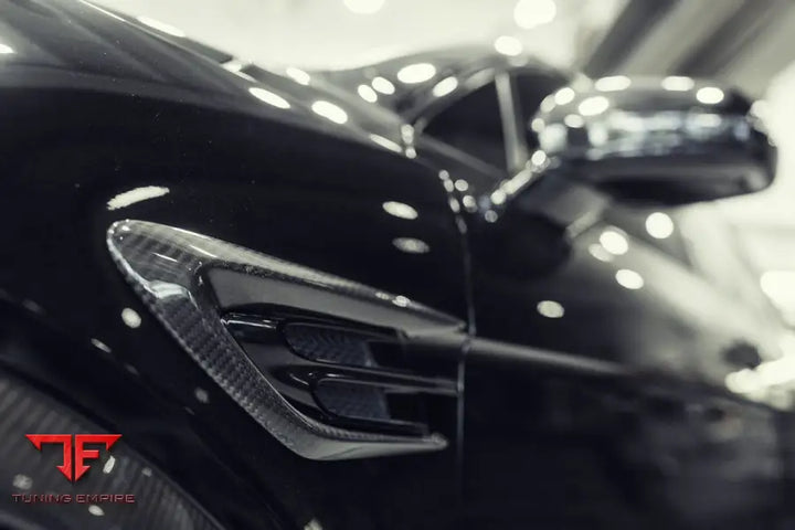 FRONT WING FENDER FRAME FOR BENTLEY BENTAYGA PREFACELIFT - Price on request - Body Kit