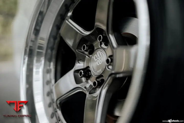HONDA CIVIC SI SEDAN on custom forged wheels