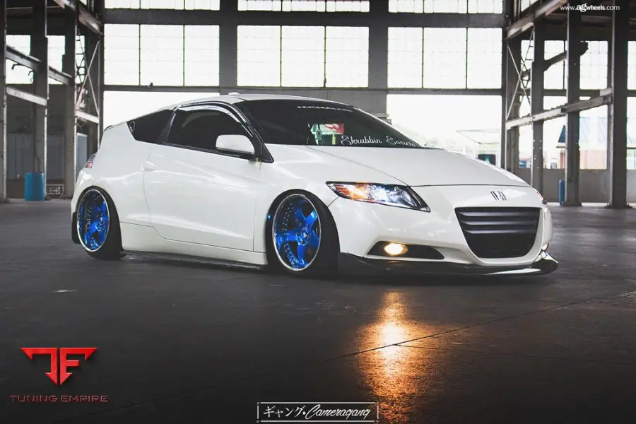HONDA CRZ on custom forged wheels