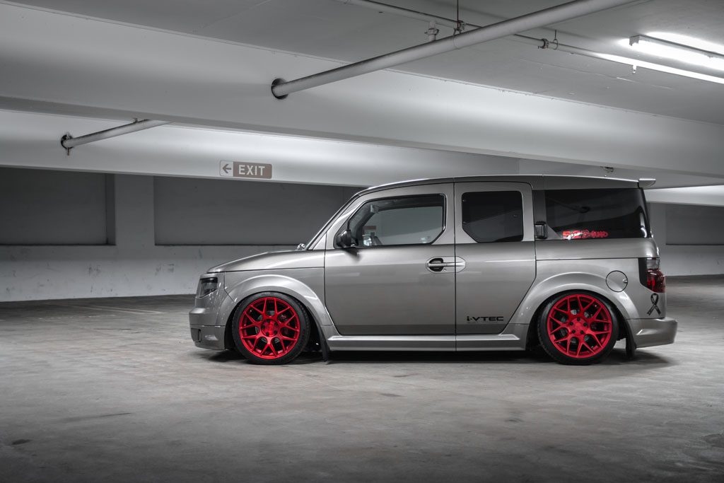HONDA ELEMENT on custom forged wheels