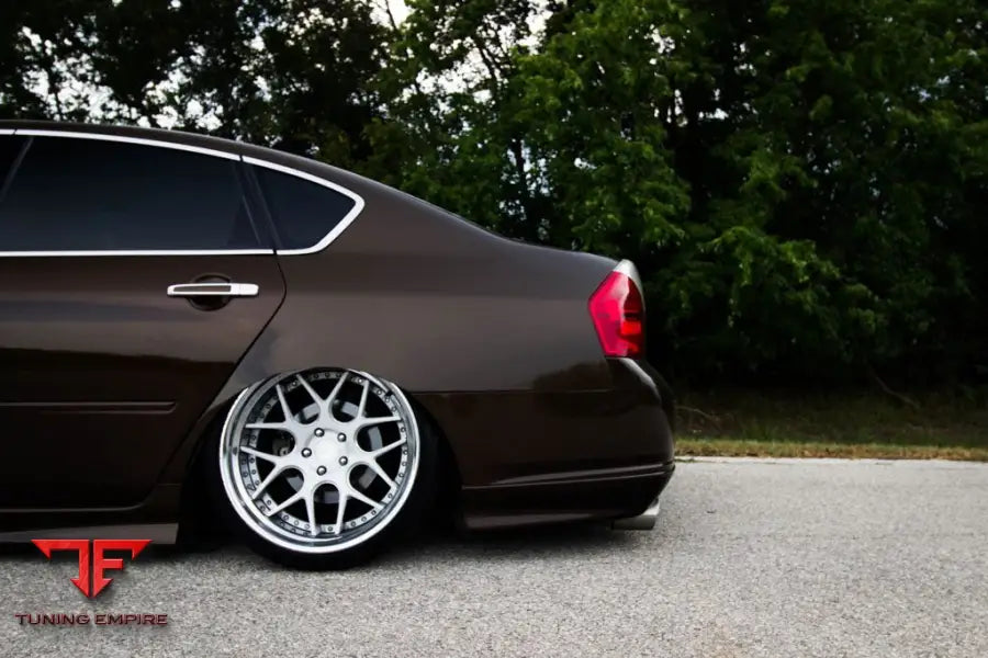 INFINITI M35 on custom forged wheels