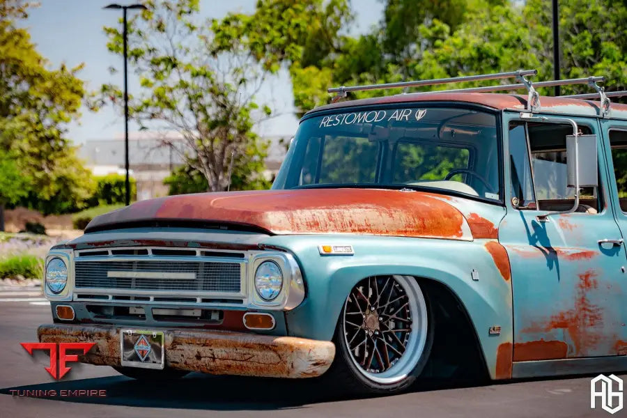 INTERNATIONAL TRAVELETTE on custom forged wheels