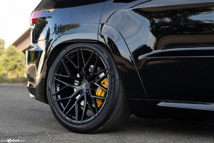 JEEP GRAND CHEROKEE TRACKHAWK on custom forged wheels
