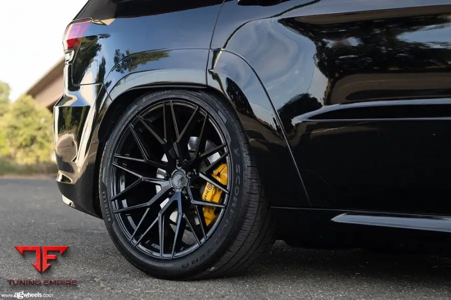 JEEP GRAND CHEROKEE TRACKHAWK on custom forged wheels