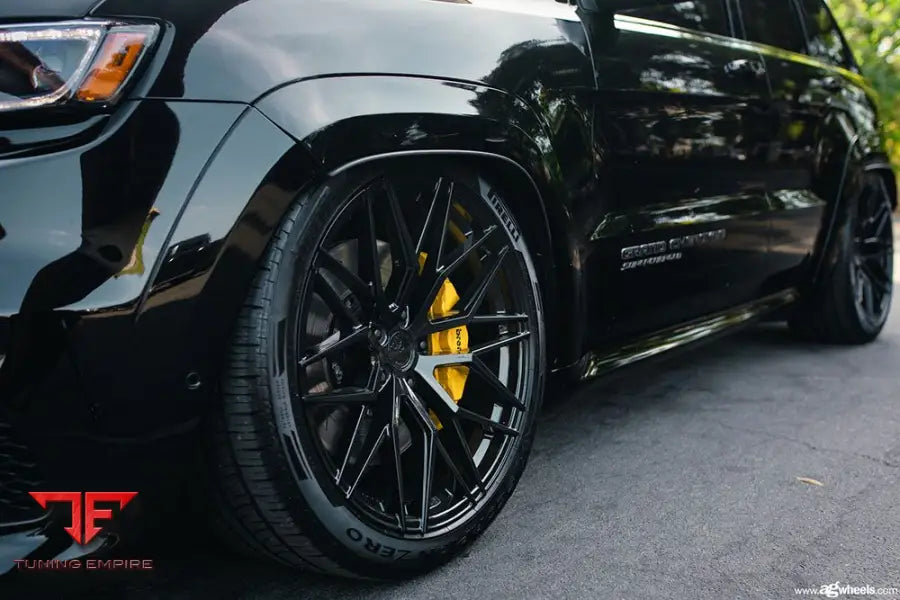 JEEP GRAND CHEROKEE TRACKHAWK on custom forged wheels
