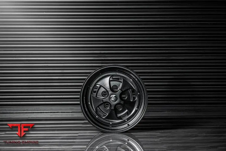 KAHN ROSTYLE INSPIRED