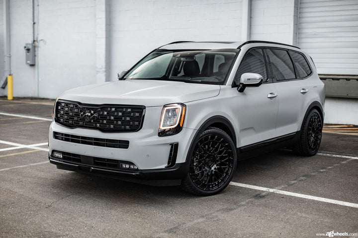 KIA TELLURIDE on custom forged wheels