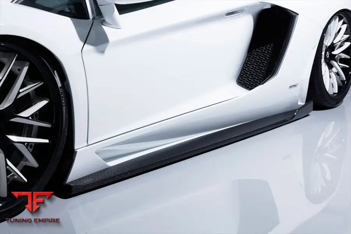 LAMBORGHINI AVENTADOR BODY KIT