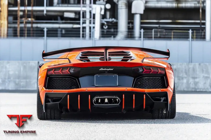 LAMBORGHINI AVENTADOR ORANGE BODY KIT WITH WHEEL