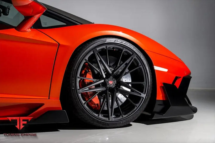 LAMBORGHINI AVENTADOR ORANGE BODY KIT WITH WHEEL