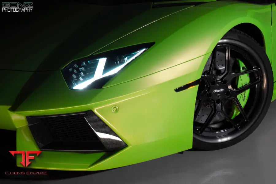 Lamborghini Aventador