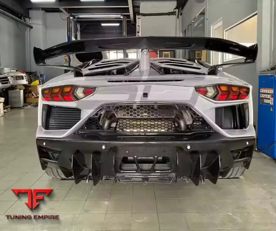 LAMBORGHINI AVENTADOR LP700/720/750 CARBON BODY KIT PARTS