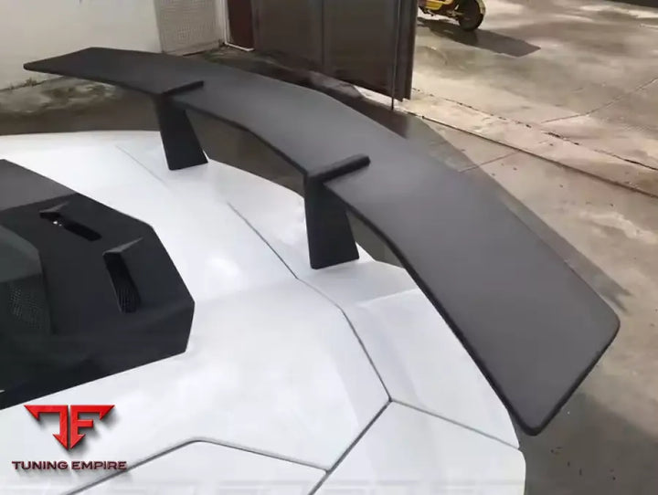 LAMBORGHINI AVENTADOR LP700/720/750 CARBON BODY KIT PARTS