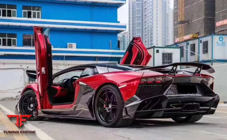 LAMBORGHINI AVENTADOR LP700 BODY KIT