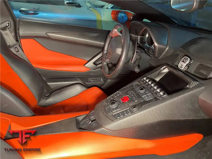 LAMBORGHINI AVENTADOR LP700 CARBON FIBER INTERIOR KIT