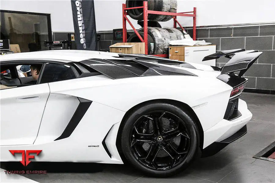 LAMBORGHINI AVENTADOR LP700 & LP740 COUPE & ROADSTER BKSS STYLE CARBON FIBER REAR SIDE SCOOPS BSD