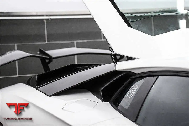 LAMBORGHINI AVENTADOR LP700 & LP740 COUPE & ROADSTER BKSS STYLE CARBON FIBER REAR SIDE SCOOPS BSD