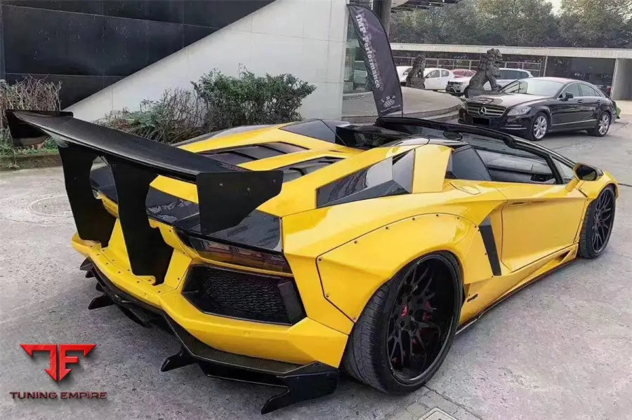 LAMBORGHINI AVENTADOR LP700 & LP750 COUPEROADSTER DE STYLE WIDE BODY KIT BSD