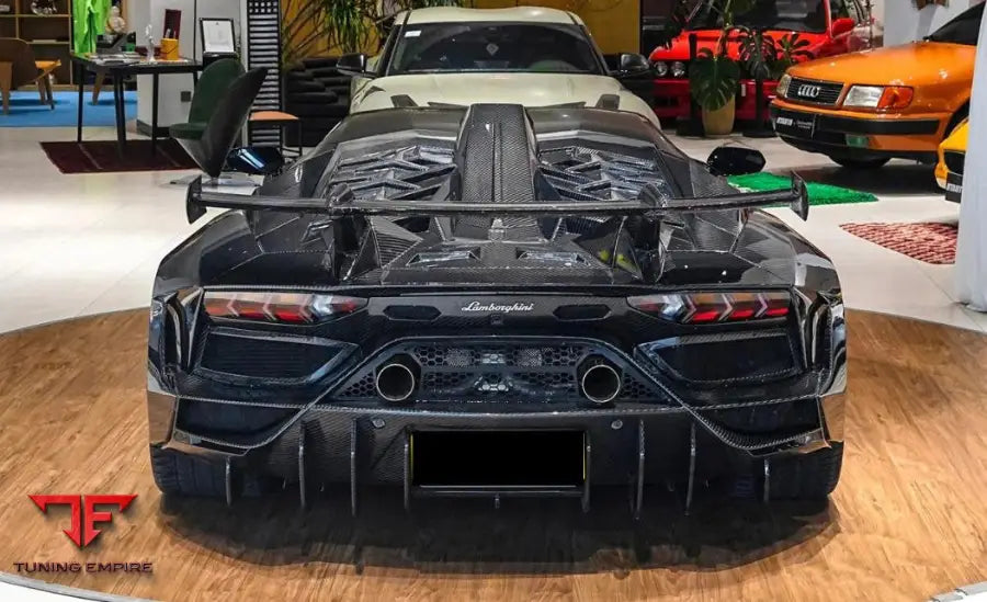 LAMBORGHINI AVENTADOR LP700 RAZOR BODY KIT