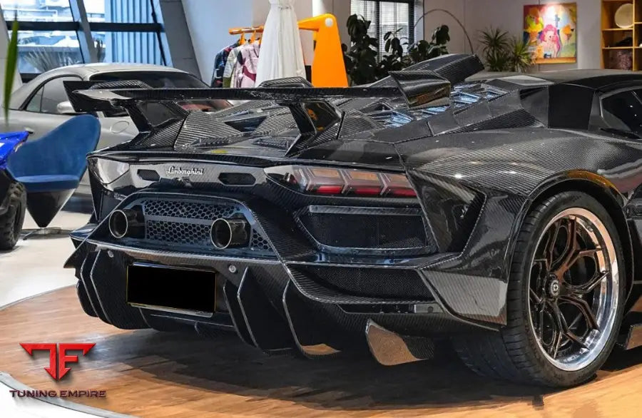 LAMBORGHINI AVENTADOR LP700 RAZOR BODY KIT