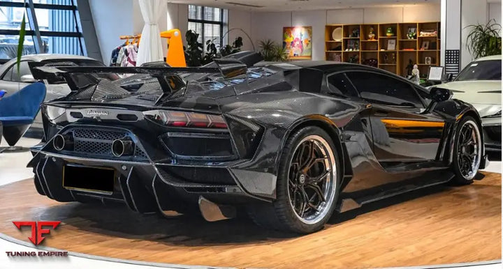 LAMBORGHINI AVENTADOR LP700 RAZOR BODY KIT