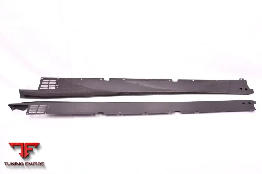 LAMBORGHINI AVENTADOR S LP740 CARBON FIBER BODY KIT