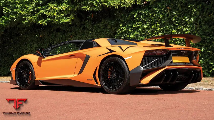LAMBORGHINI AVENTADOR SV BODY KIT
