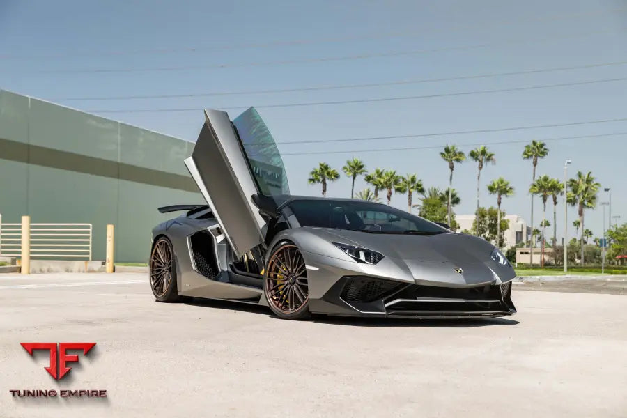 LAMBORGHINI AVENTADOR SV FORGED WHEELS AND EXHAUST SYSTEM