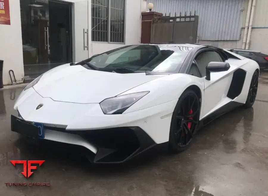 LAMBORGHINI AVENTADOR CARBON BODY KITS