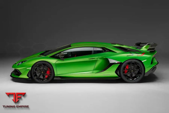LAMBORGHINI AVENTADOR SVJ CARBON FIBER PARTS