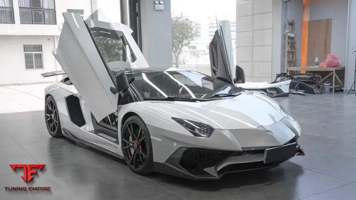 LAMBORGHINI AVENTADOR SVJ CARBON FIBER PARTS