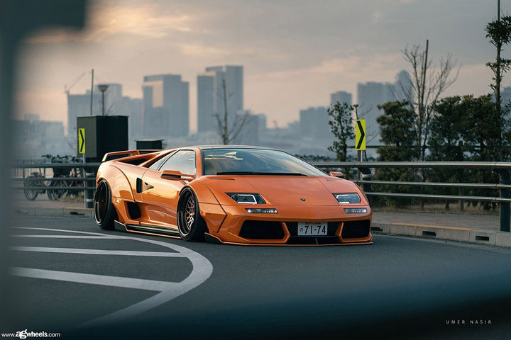 LAMBORGHINI DIABLO on custom forged wheels