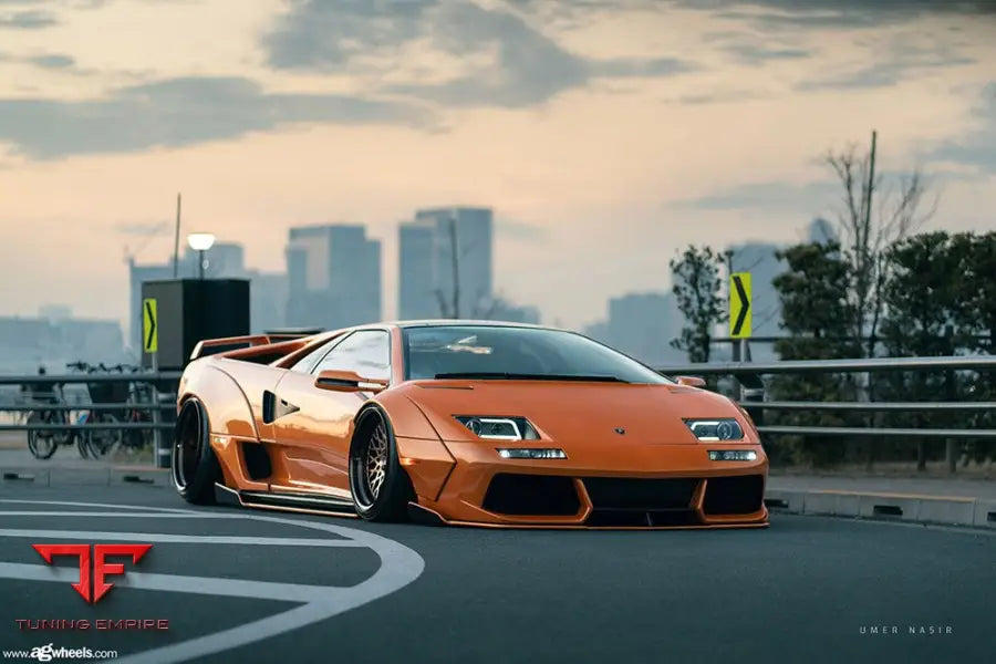LAMBORGHINI DIABLO on custom forged wheels
