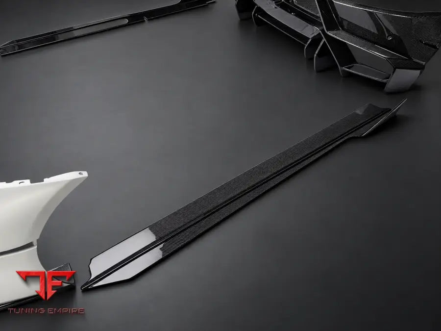 LAMBORGHINI HURACAN CARBON FULL BODY KIT
