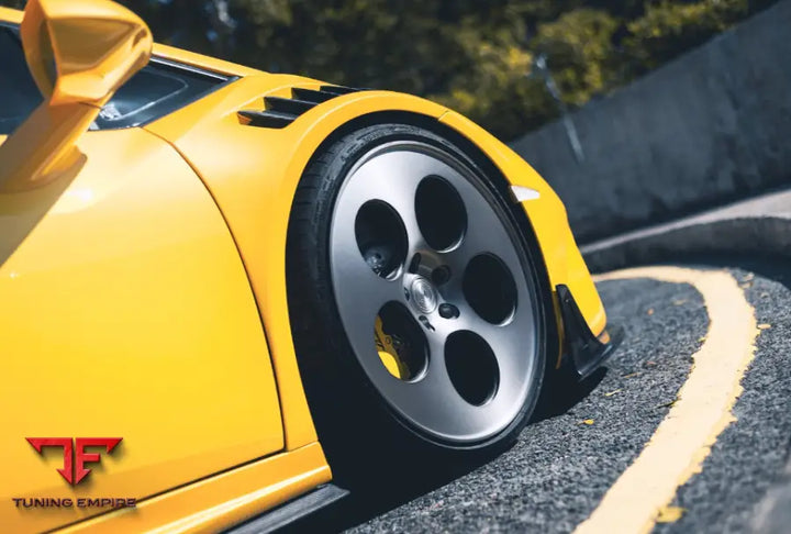 LAMBORGHINI HURACAN LP580 CARBON BODY KIT