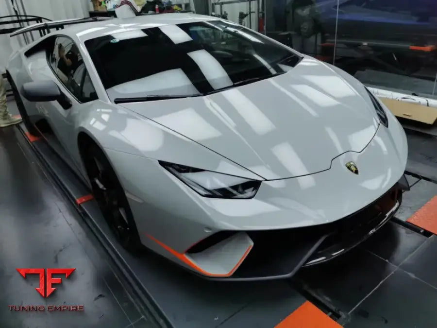 LAMBORGHINI HURACAN LP580/LP610/EVO PERFORMANTE CARBON FIBER BODY KIT