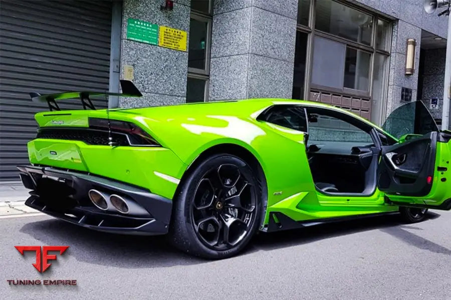 LAMBORGHINI HURACAN LP610 AO STYLE CARBON FIBER REAR DIFFUSER BSD