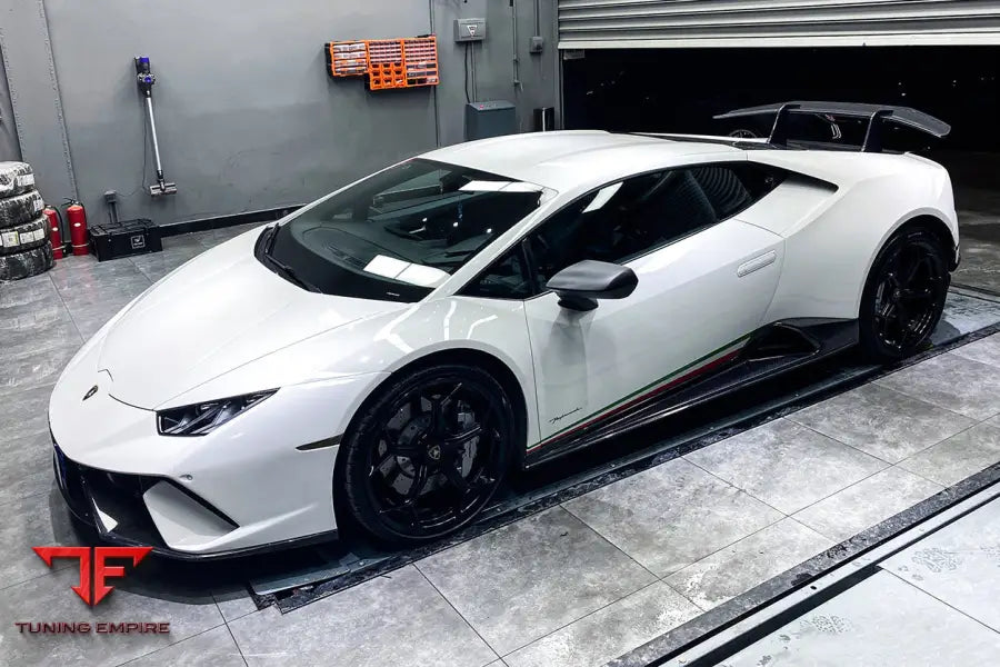 LAMBORGHINI HURACAN LP610 & LP580 & EVO & STO & TECNICA PEVO STYLE SIDE SKIRTS BSD