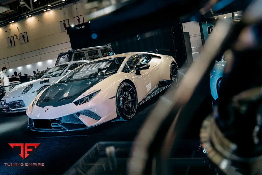 LAMBORGHINI HURACAN LP610 & LP580 & EVO & STO & TECNICA PEVO STYLE SIDE SKIRTS BSD