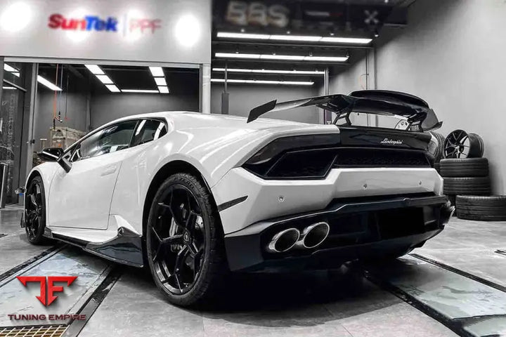 LAMBORGHINI HURACAN LP610 & LP580 MD STYLE CARBON FIBER SIDE SKIRTS BSD