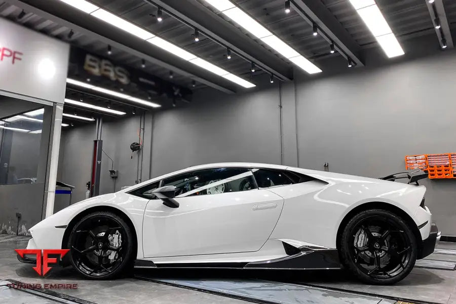 LAMBORGHINI HURACAN LP610&LP580 MD STYLE CARBON FIBER SIDE SKIRTS UNDER BOARD BSD