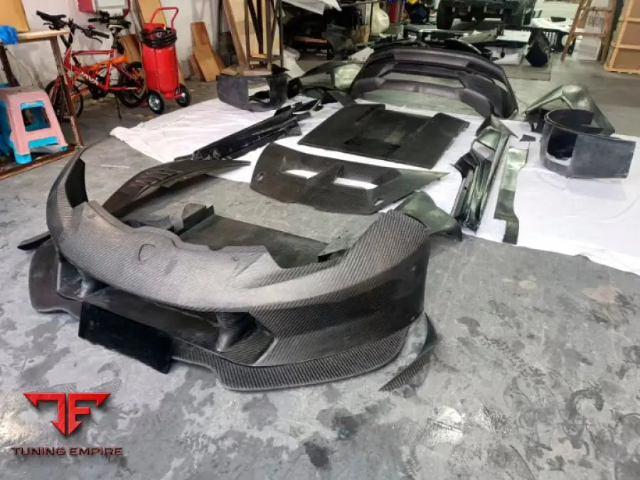 Lamborghini Huracan Lp620-2 Dry Carbon Body Kit