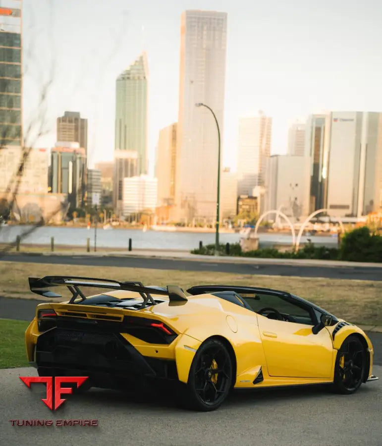 LAMBORGHINI HURACAN SPIDER FULL CARBON STO UPGRADE KIT