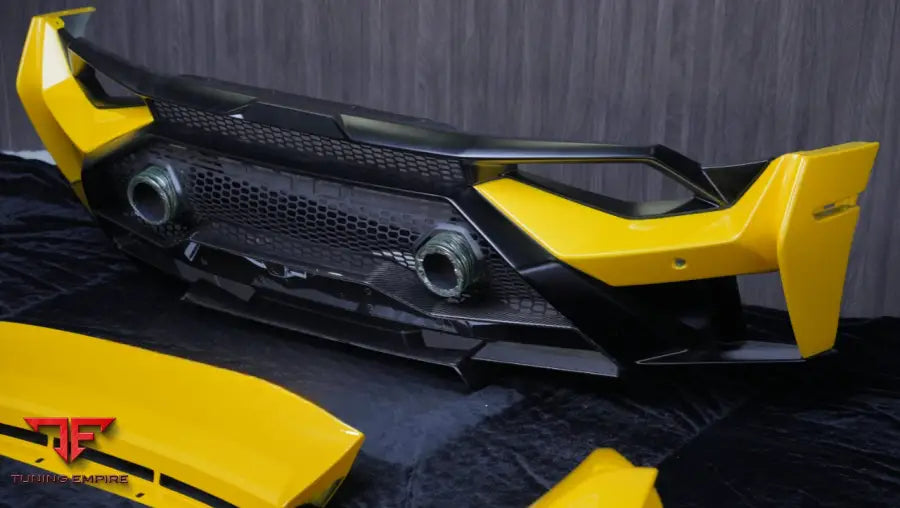 LAMBORGHINI HURACAN SPIDER CARBON BODY KIT