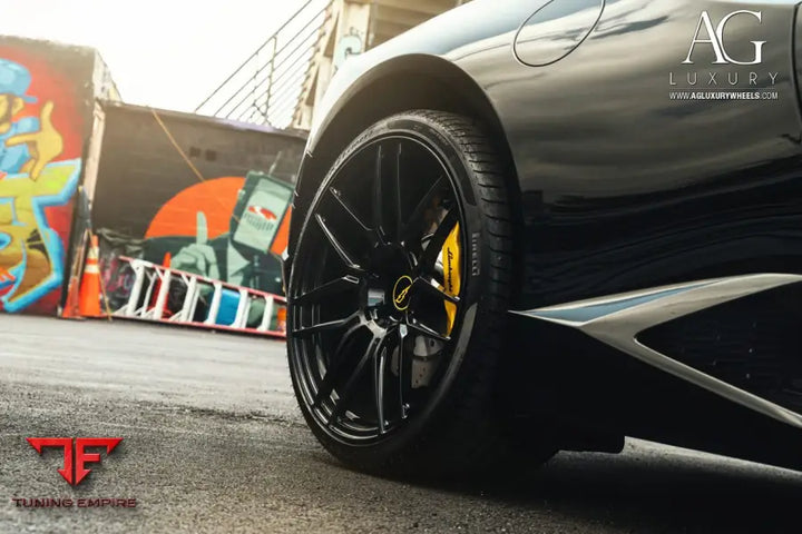 Lamborghini Huracan Spyder on custom forged wheels