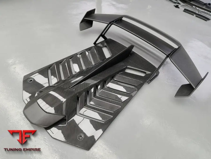 LAMBORGHINI HURACAN 1016 CARBON BODY KITS PARTS