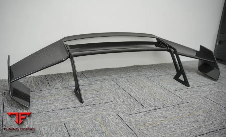 LAMBORGHINI HURACAN 1016 CARBON BODY KITS PARTS