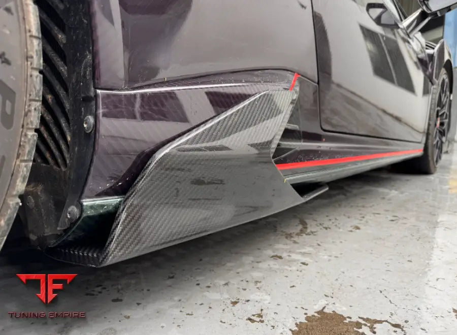 LAMBORGHINI HURACAN 1016 CARBON BODY KITS PARTS