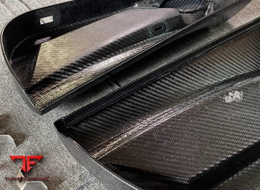 LAMBORGHINI HURACAN 1016 CARBON BODY KITS PARTS