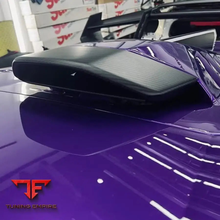LAMBORGHINI HURACAN STO CARBON FIBER BODY KIT 2020Y